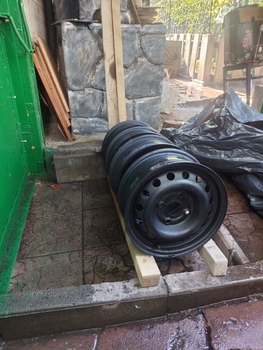 Диски r14,4*114 продам,56мм