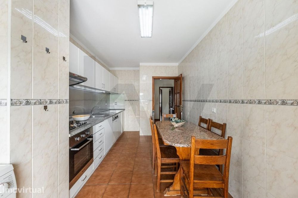 Apartamento T2 | Garagem e Arrumos | Jovim - Gondomar