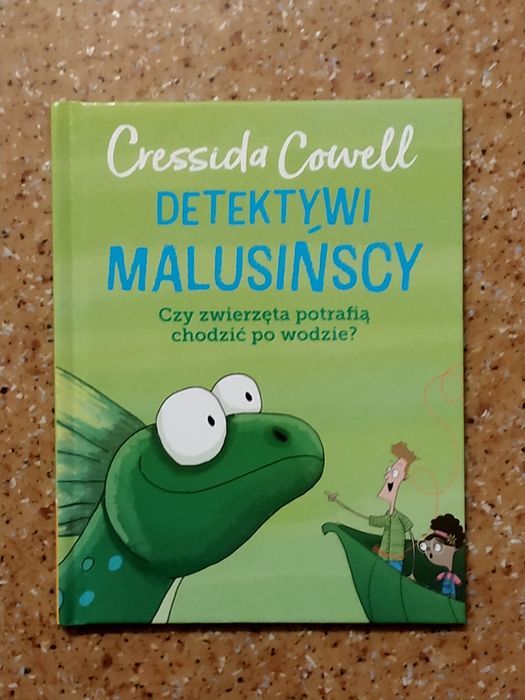 Ksiązeczka ceessida cowell.