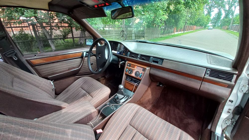 W124 Mersedes Benz 2.0 газ/бензин