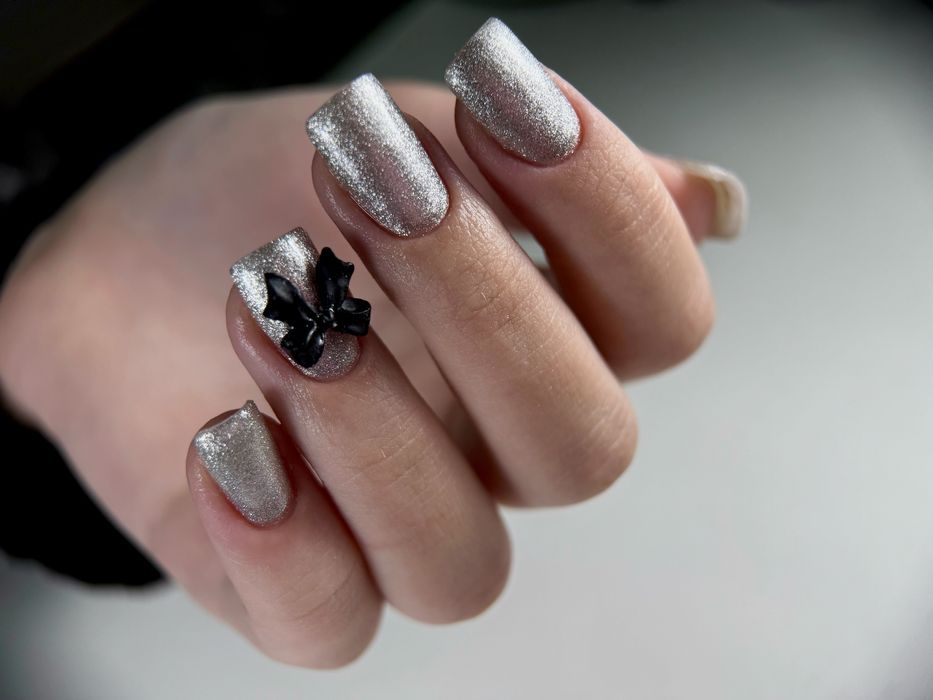 Моделі на манікюр осокорки славутич