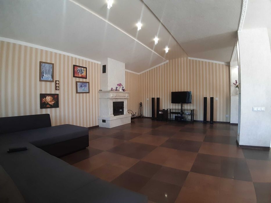 ЗДАМ 2-поверховий будинок. с.Шевченка Дніпропетровська обл.