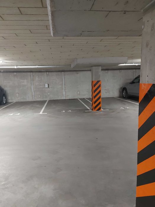 Miejsce parkingowe w garażu podziemnym - Widok 3