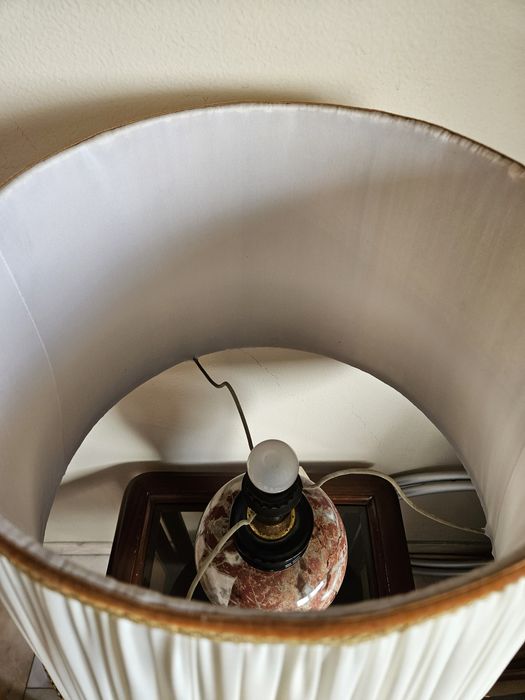 Candeeiro de mesa antigo