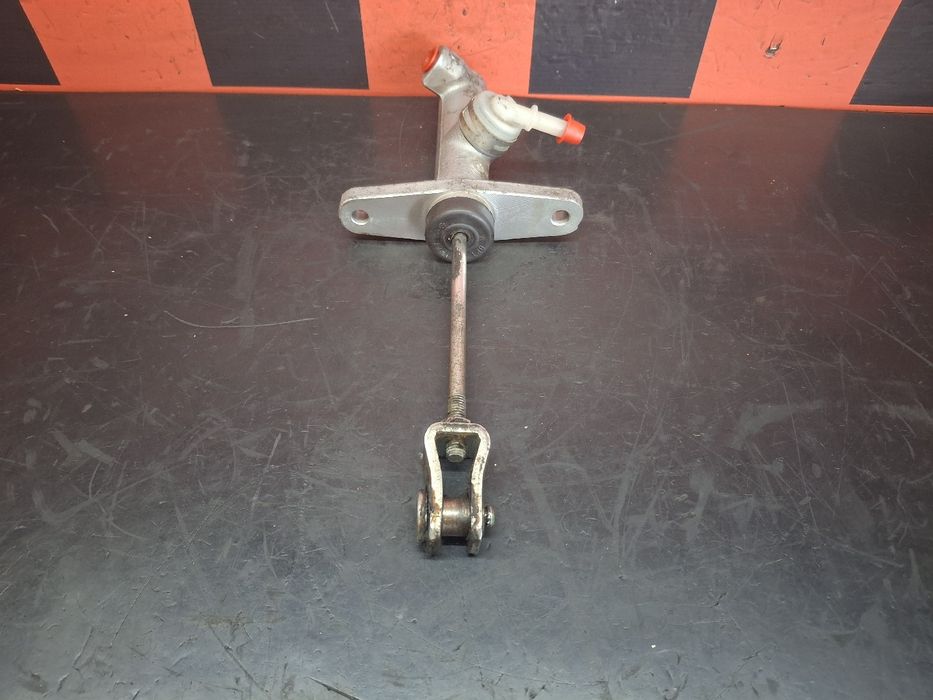 Bomba de embraiagem ISUZU ELF Chassis (NKR8_, NKQ8_)
