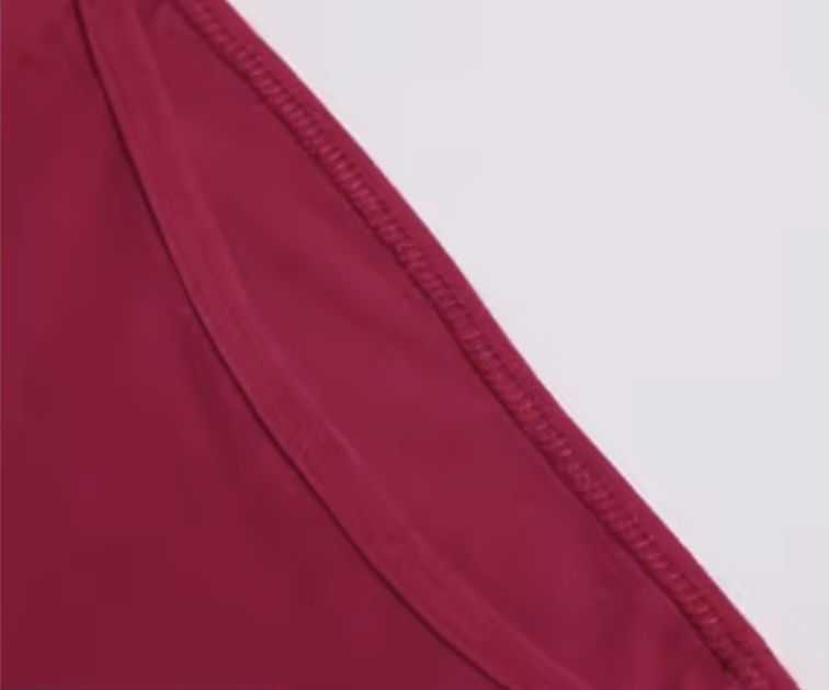 Гарні сексуальні стрінги - жінчи зручні трусики модні нові приємні