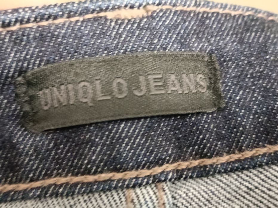 Джинсы Uniqlo 32/30  стрейч