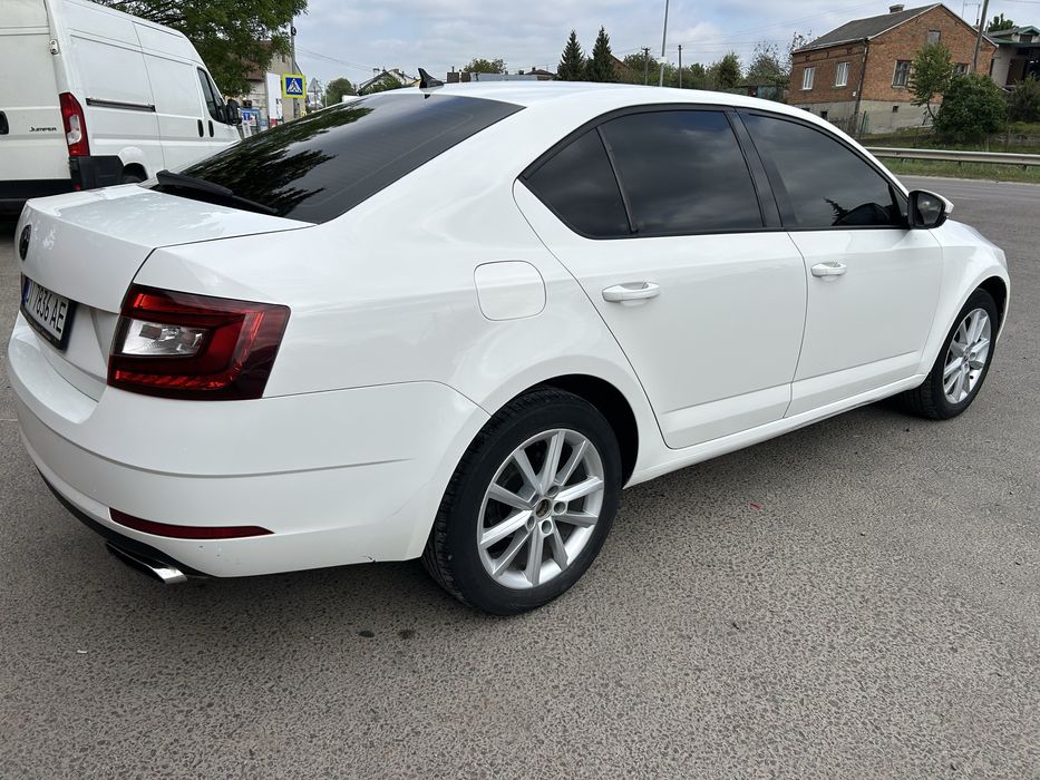 Автомобіль skoda oktavia a7