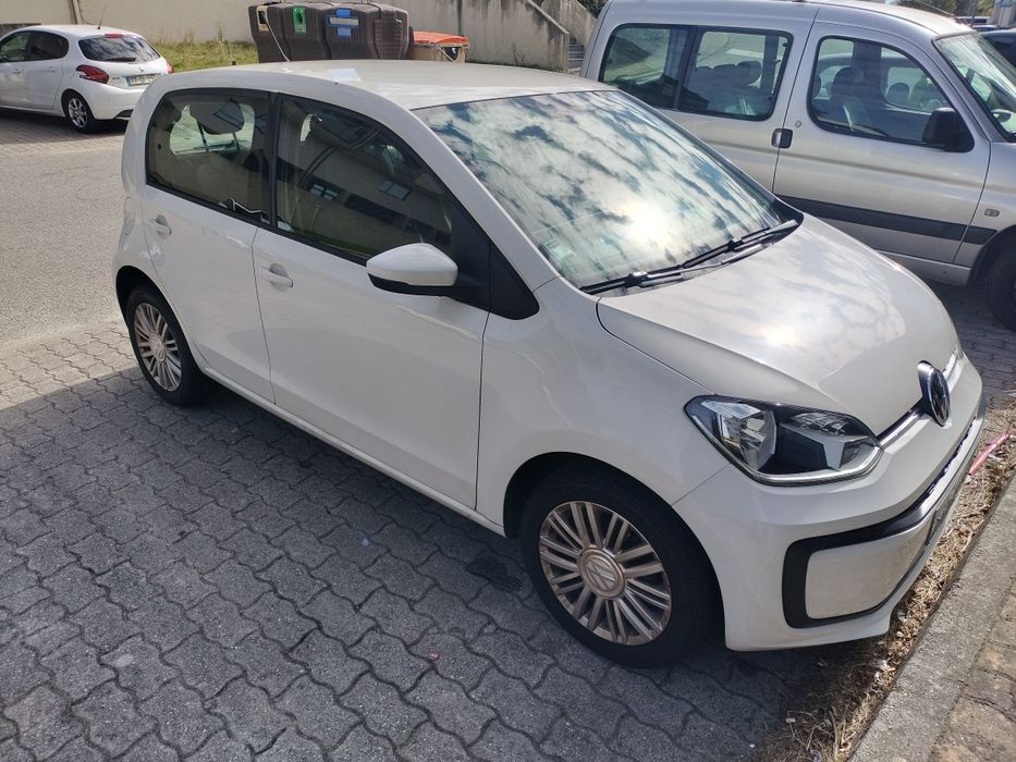 Volkswagen Up! 1.0 BMT Move! (2017) – 5 Portas, Económico! — photo 3