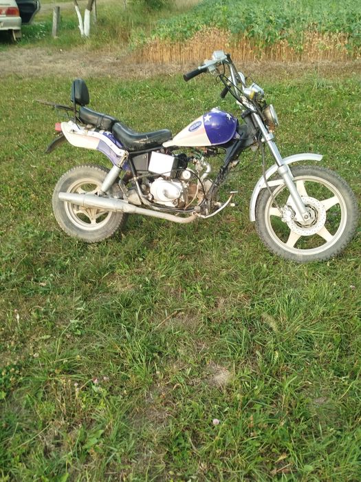 Продам мопед  ,,Веселка''