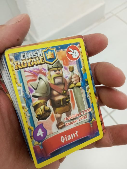 Cartas do jogo Clash Royal Super Cell
