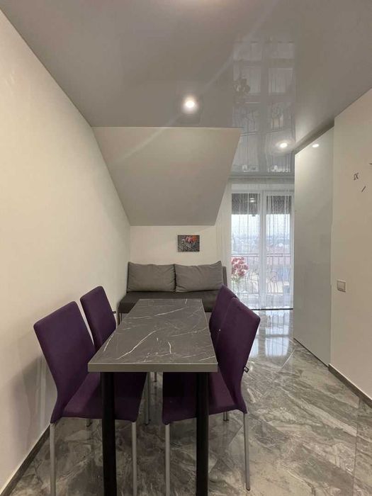 1но з сучасним ремонтом неподалік 8 школи