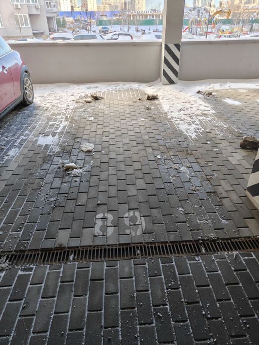 Паркомісце ЖК «Лісовий квартал». На вибір