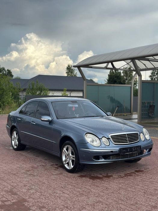 Mercedes - Benz