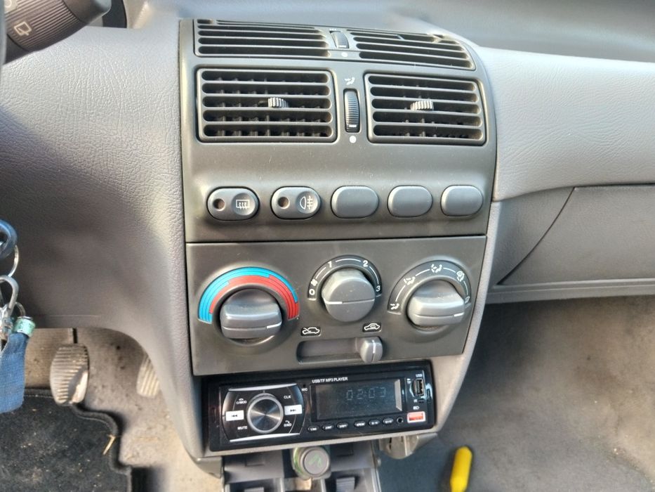 Carro Fiat Punto 55