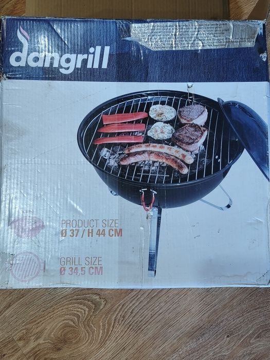 Вугільний гриль для барбекю марки Dangrill.
