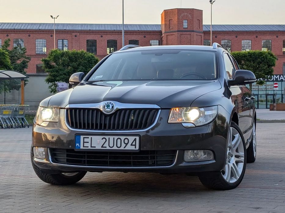 Skoda Superb Skoda Superb II 1.8TSI 160 KM Platinum DSG Kombi 2011