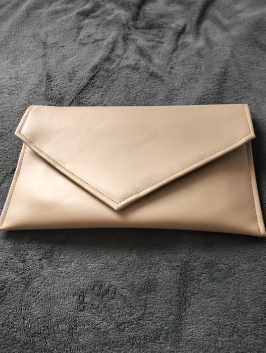 Beżowa kopertówka