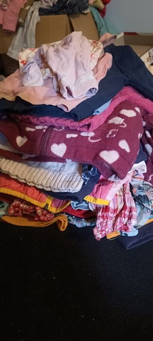 Paka ponad 25 sztuk. 86/92