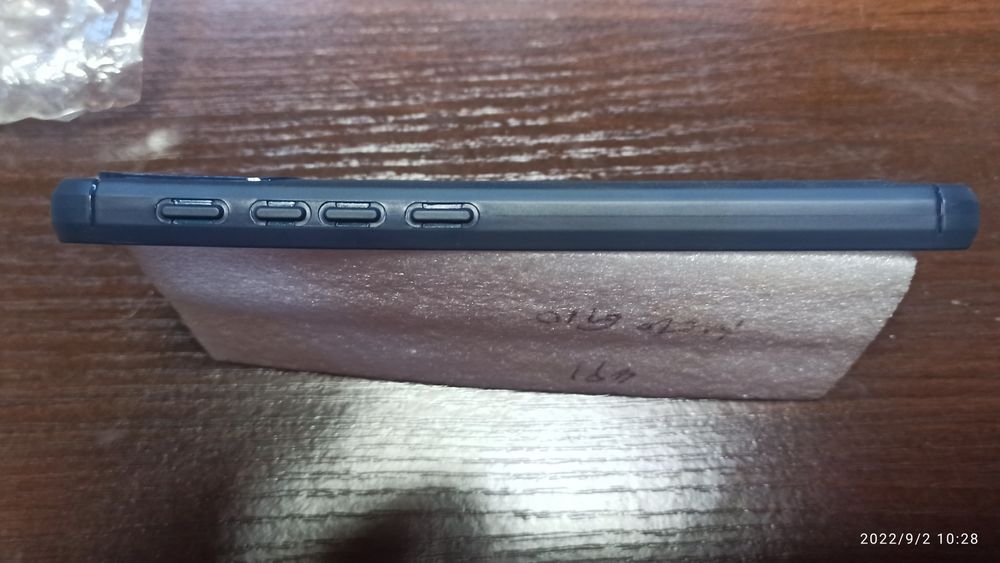 Чехол к телефону