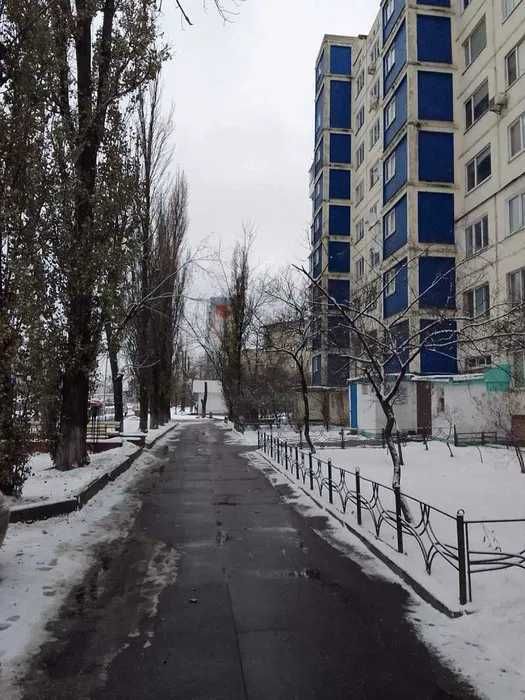 Сдам 1-комнатную. Братиславская 4. Деснянский р-н. м. Черниговская