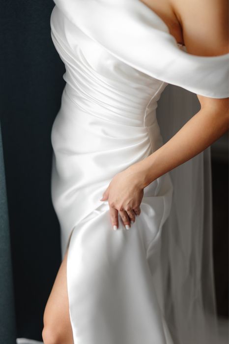 Неймовірна Весільна Сукня