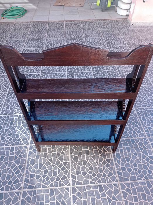 Armário/estante em mogno