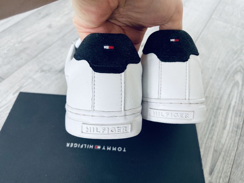 Tommy Hilfiger r 42 trampki biale meskie skorzane