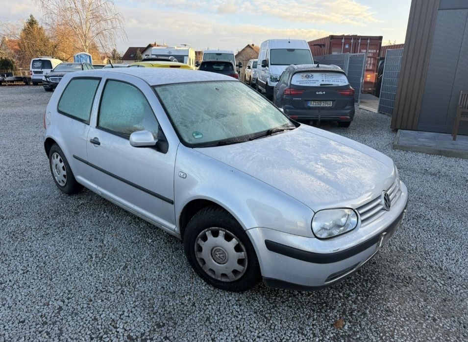 Фольцваген Гольф 4-Автомат