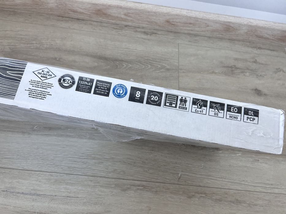 AGT Effect ламинат 32 класс 8 мм толщина