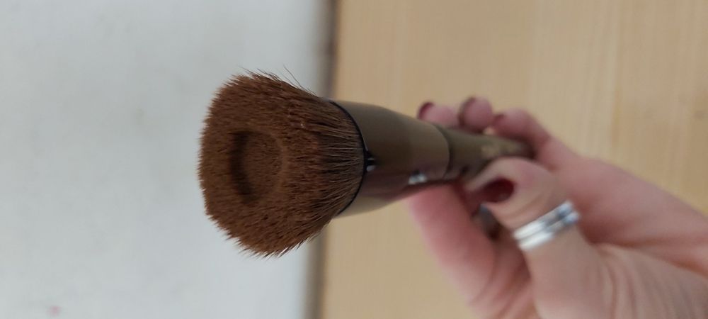 Pincel para base da Boticário Novo
