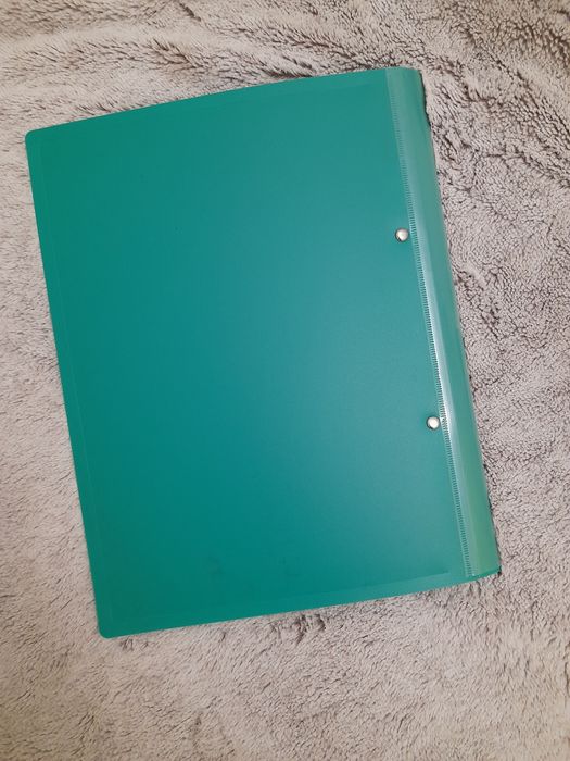 Пластикова папка - швидкозшивач формату  А4 + кишенька. 4 штуки.
