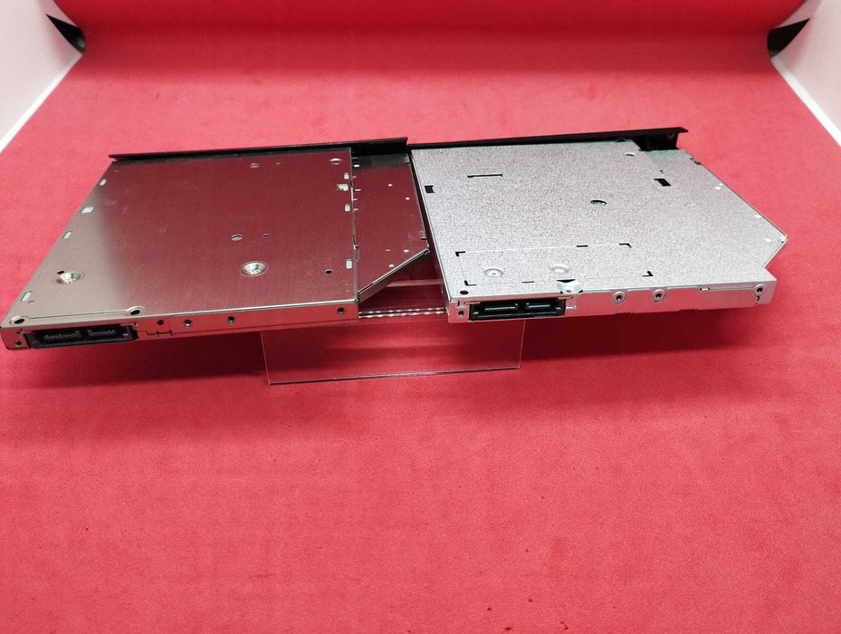 DVD-RW пишущие приводы для ноутбуков 9,5мм рабочие Panasonic UJ8D2Q, Philips DU-8A5LH