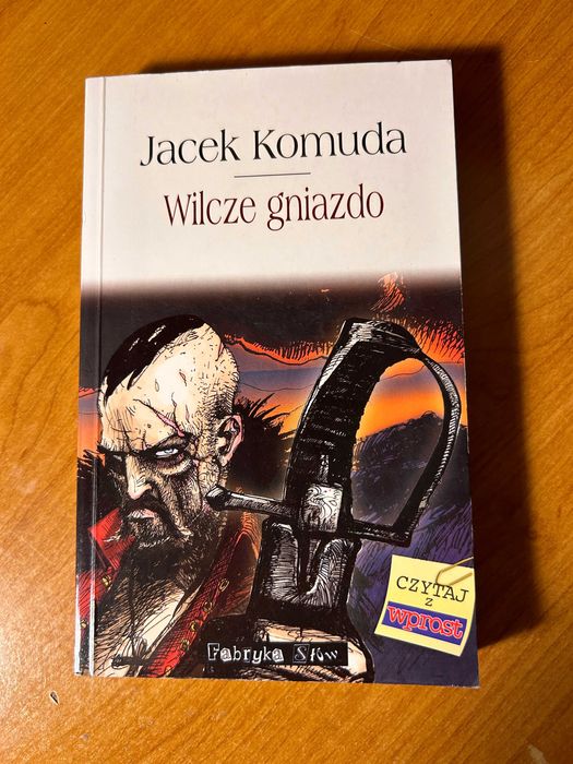 Wilcze gniazdo Jacek Komuda