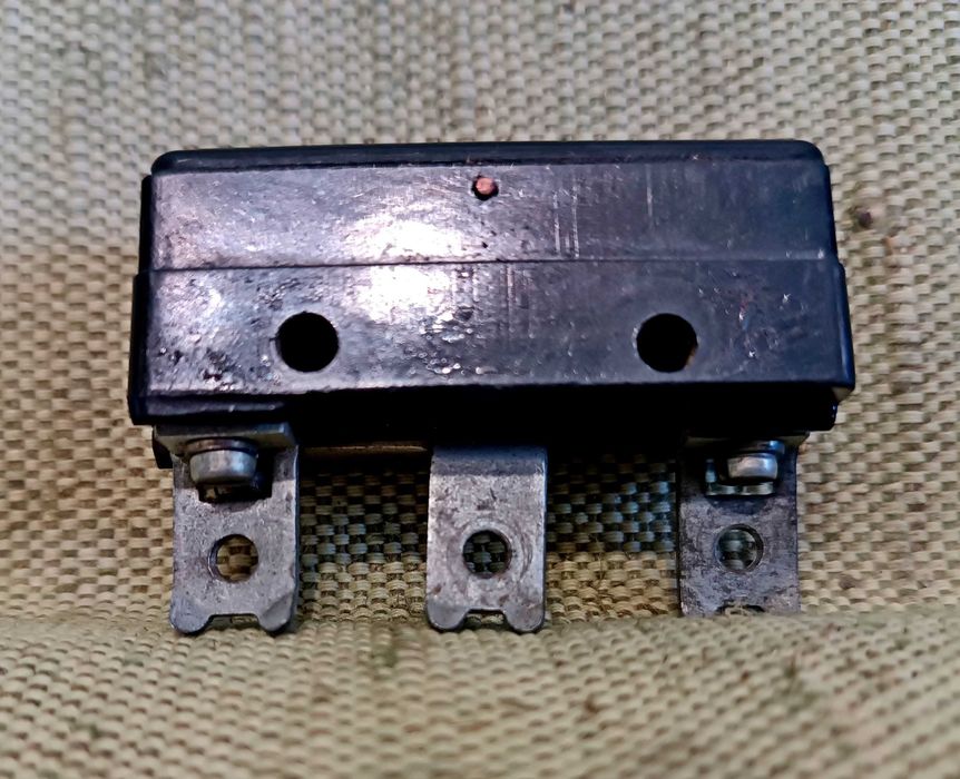 Микропереключатель МП-1, МП2101 ХЭС