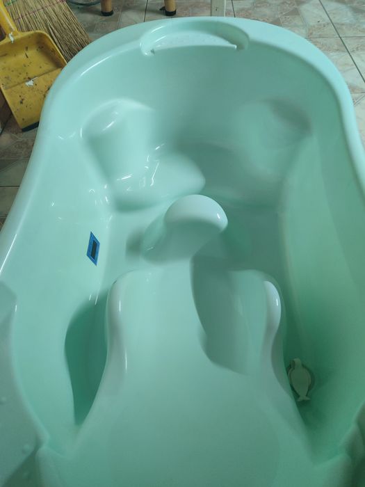 Продам ванночку для купания