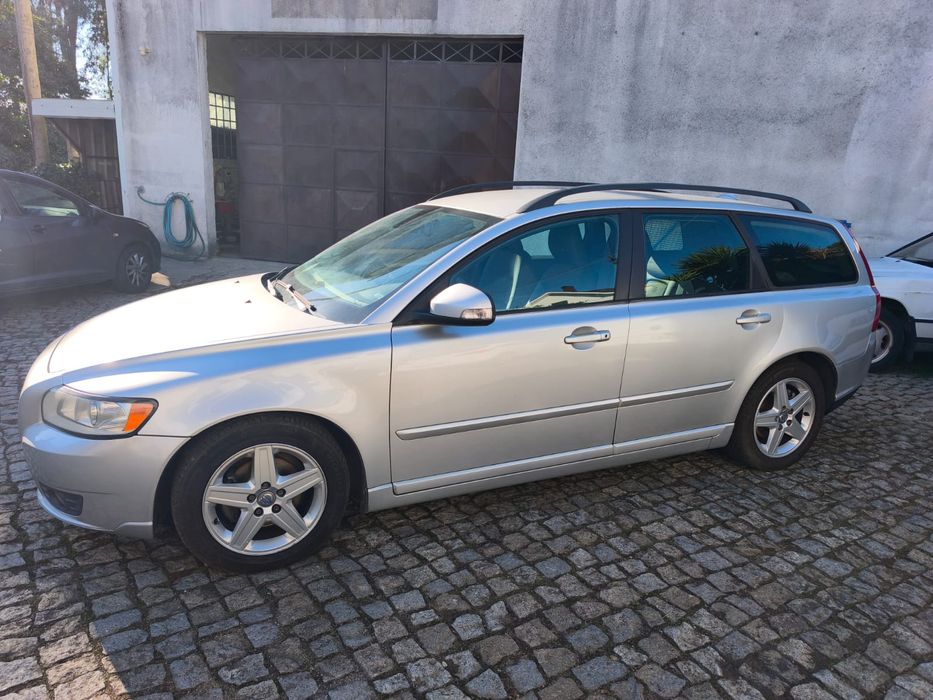 Volvo V50 diesel em bom estado