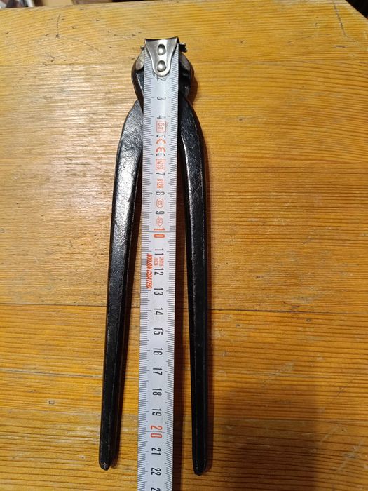 Stare szczypce obcęgi