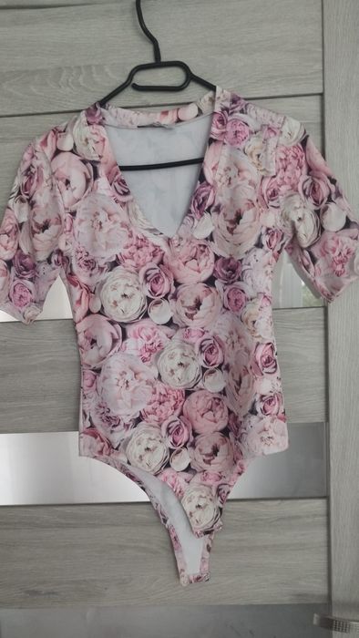 Dopasowanie kwieciste body Calben