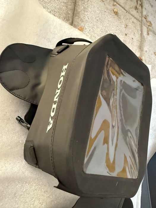 Banco / Mala / Apoios pés Honda NT1100 de 2025 * NOVO *