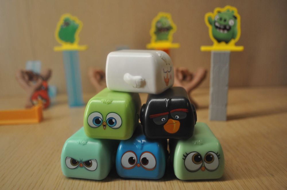 Zestaw figurek, zabawek z bajki  Angry Birds