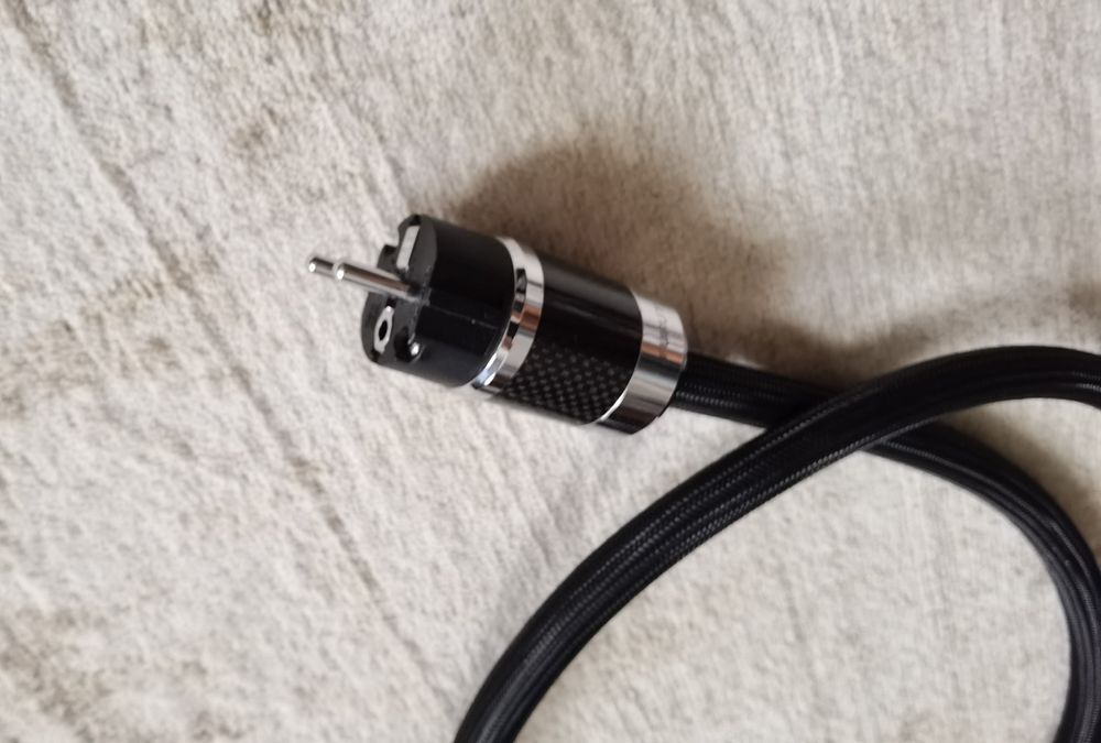 Kabel zasilający fake Furutech PS950 1.5m
