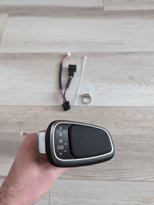 Ручка АКПП з підсвіткою Audi / Volkswagen Passat B6 CC Tiguan / Skoda