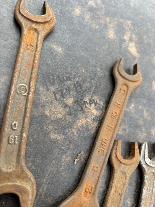 Ключи рожковые разные размеры