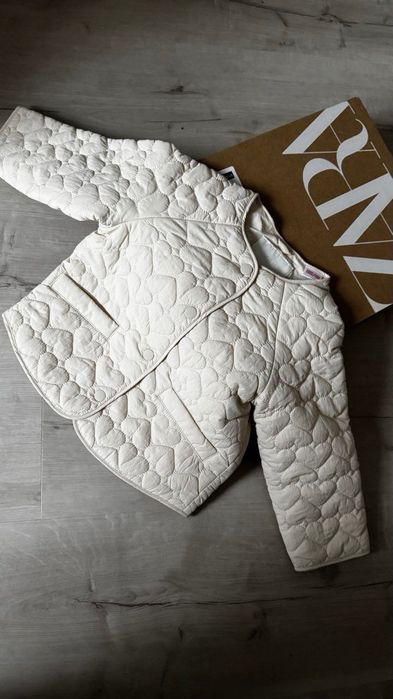 Курточка Zara 110
