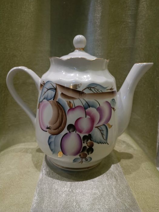 Заварник  фарфоровый 1,75л