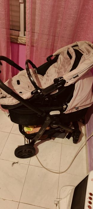 Carrinho bebê usado