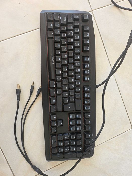Teclado para jogos + rato vertical