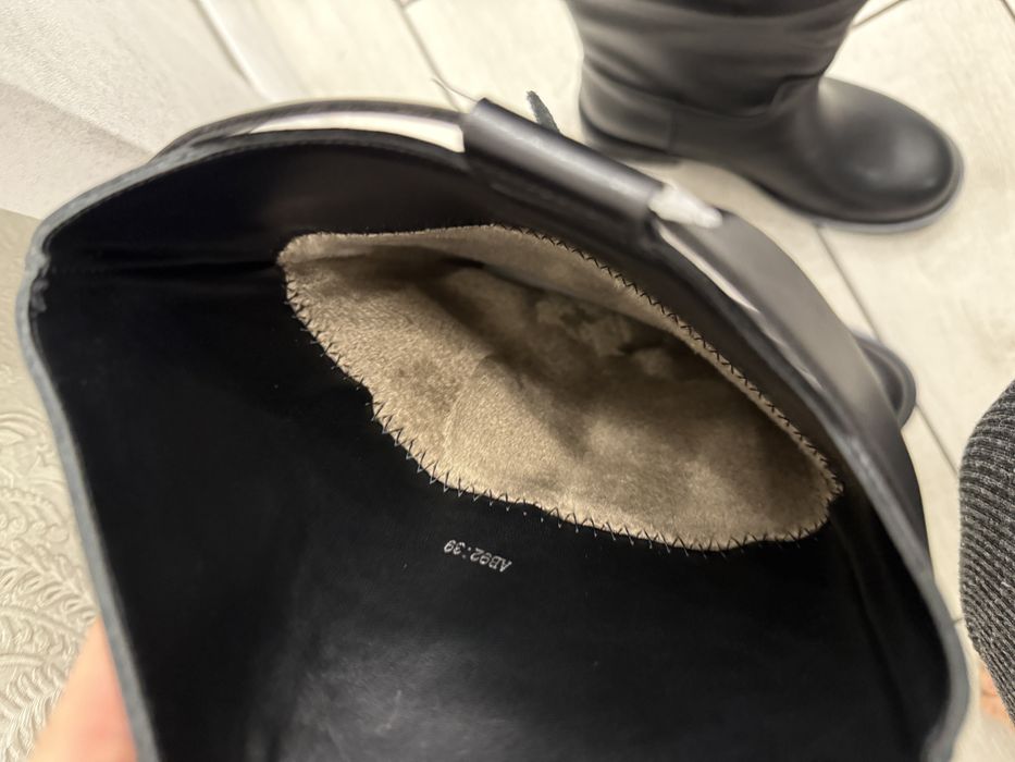 Високі сапоги труби натуральна шкіра 39-25,5см