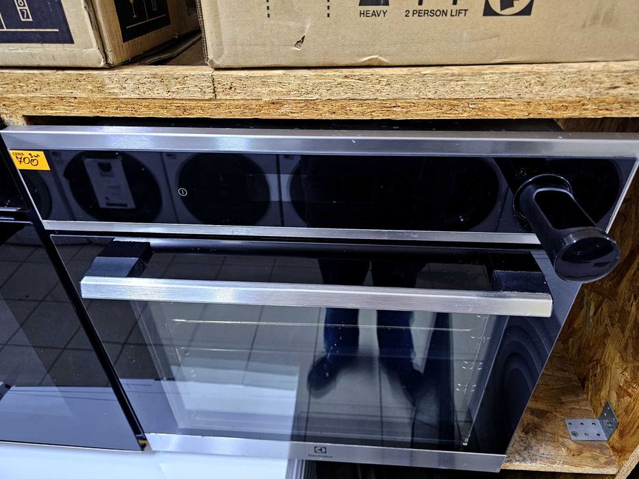 Piekarnik parowy Electrolux EOC8H31X SteamCrisp 700 | 72L | gw3mce